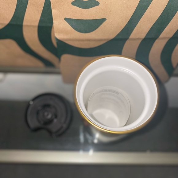 Starbucks+Tristan Eaton Tumbler - Picture 8 of 11